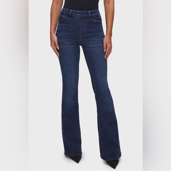 Good American Pull On Flare Jeans Size Medium in Indigo491 - Picture 4 of 14